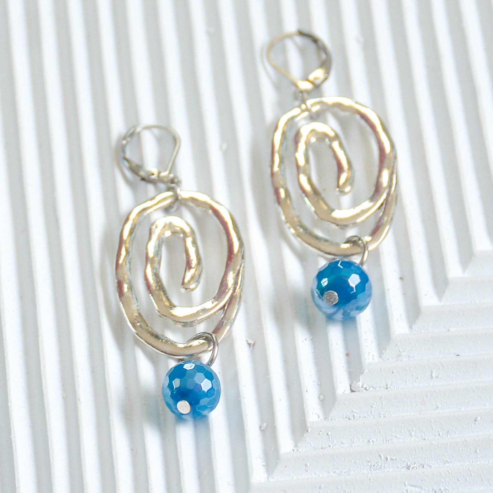 Vida Blue Agate Earrings